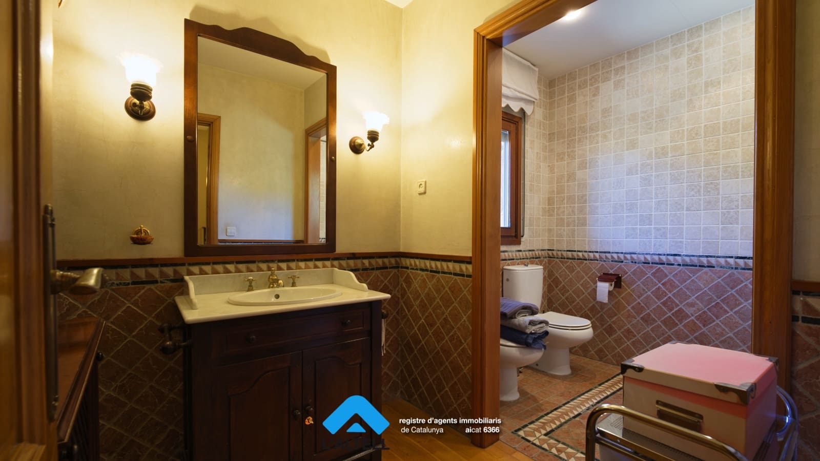 5 soveværelse Villa til salg i L'Ametlla del Valles med swimmingpool garage - € 875.000 (Ref: 9219047)