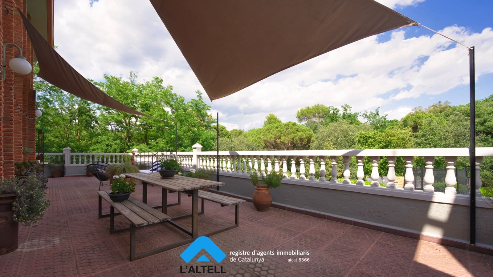 5 soveværelse Villa til salg i L'Ametlla del Valles med swimmingpool garage - € 910.000 (Ref: 9219048)