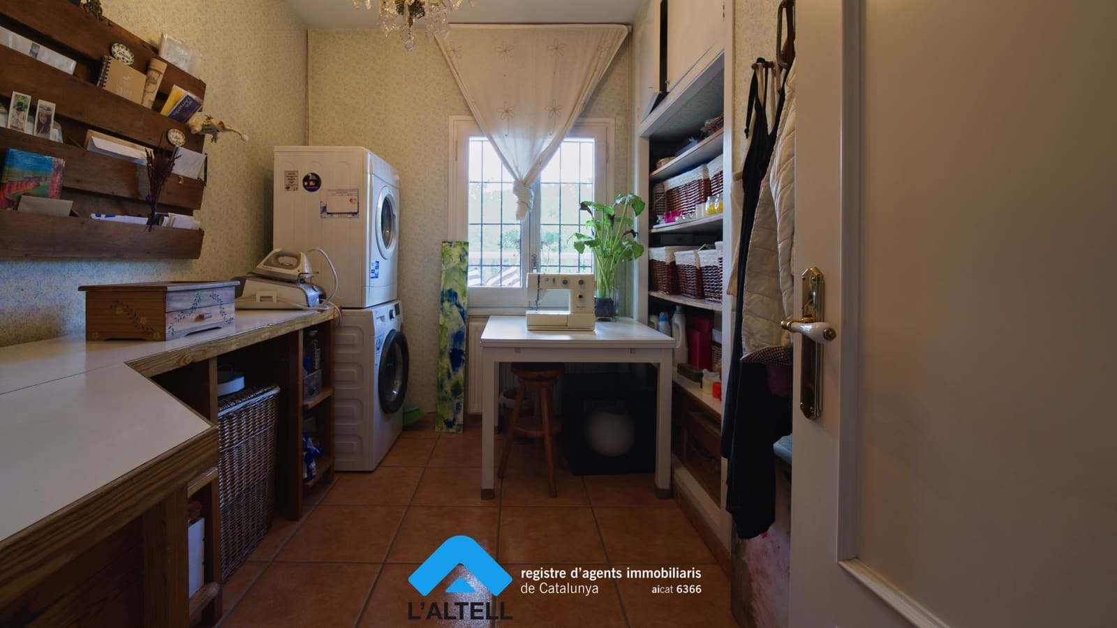 5 soveværelse Villa til salg i L'Ametlla del Valles med swimmingpool garage - € 910.000 (Ref: 9219048)