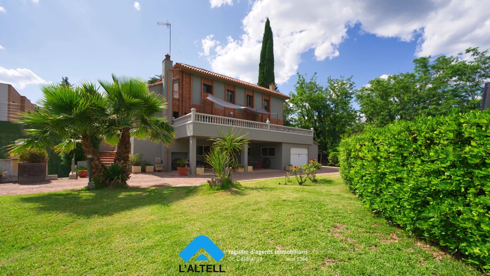 5 soveværelse Villa til salg i L'Ametlla del Valles med swimmingpool garage - € 910.000 (Ref: 9219048)