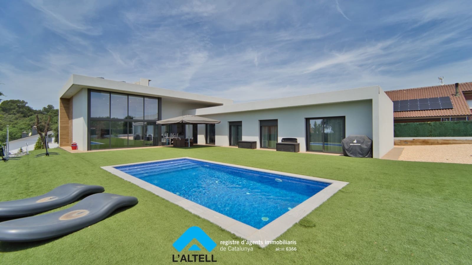 4 soveværelse Villa til salg i L'Ametlla del Valles med swimmingpool garage - € 898.000 (Ref: 9219049)