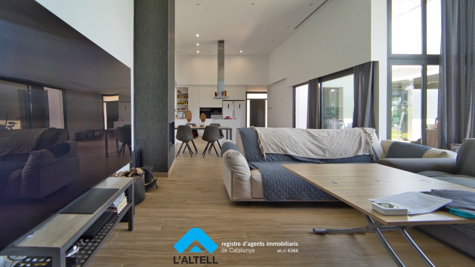 4 soveværelse Villa til salg i L'Ametlla del Valles med swimmingpool garage - € 898.000 (Ref: 9219049)