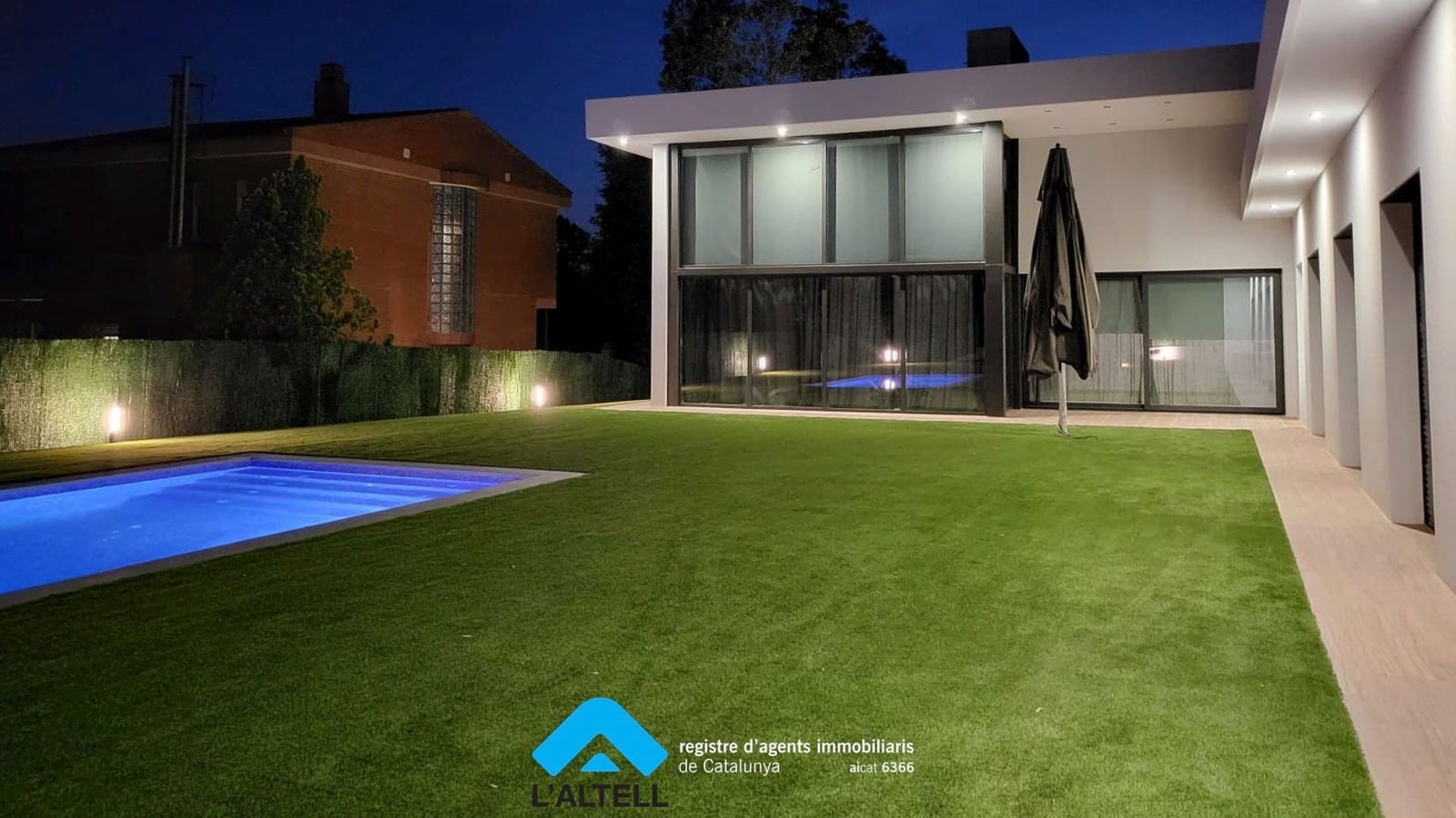 4 soveværelse Villa til salg i L'Ametlla del Valles med swimmingpool garage - € 898.000 (Ref: 9219049)