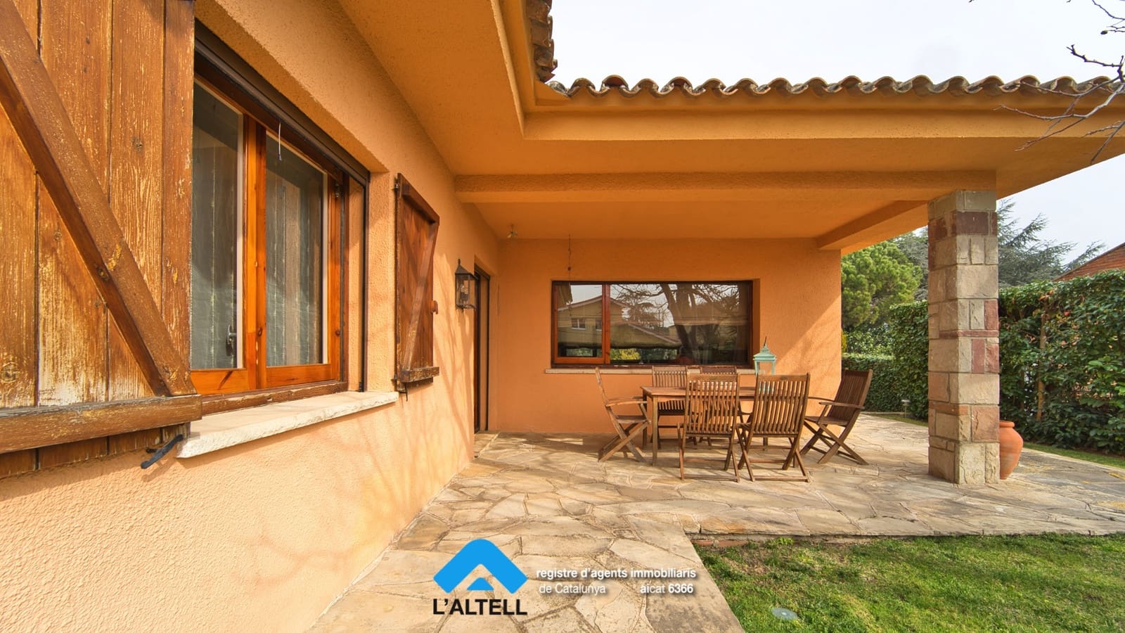 4 soveværelse Villa til salg i L'Ametlla del Valles med swimmingpool garage - € 875.000 (Ref: 9219050)