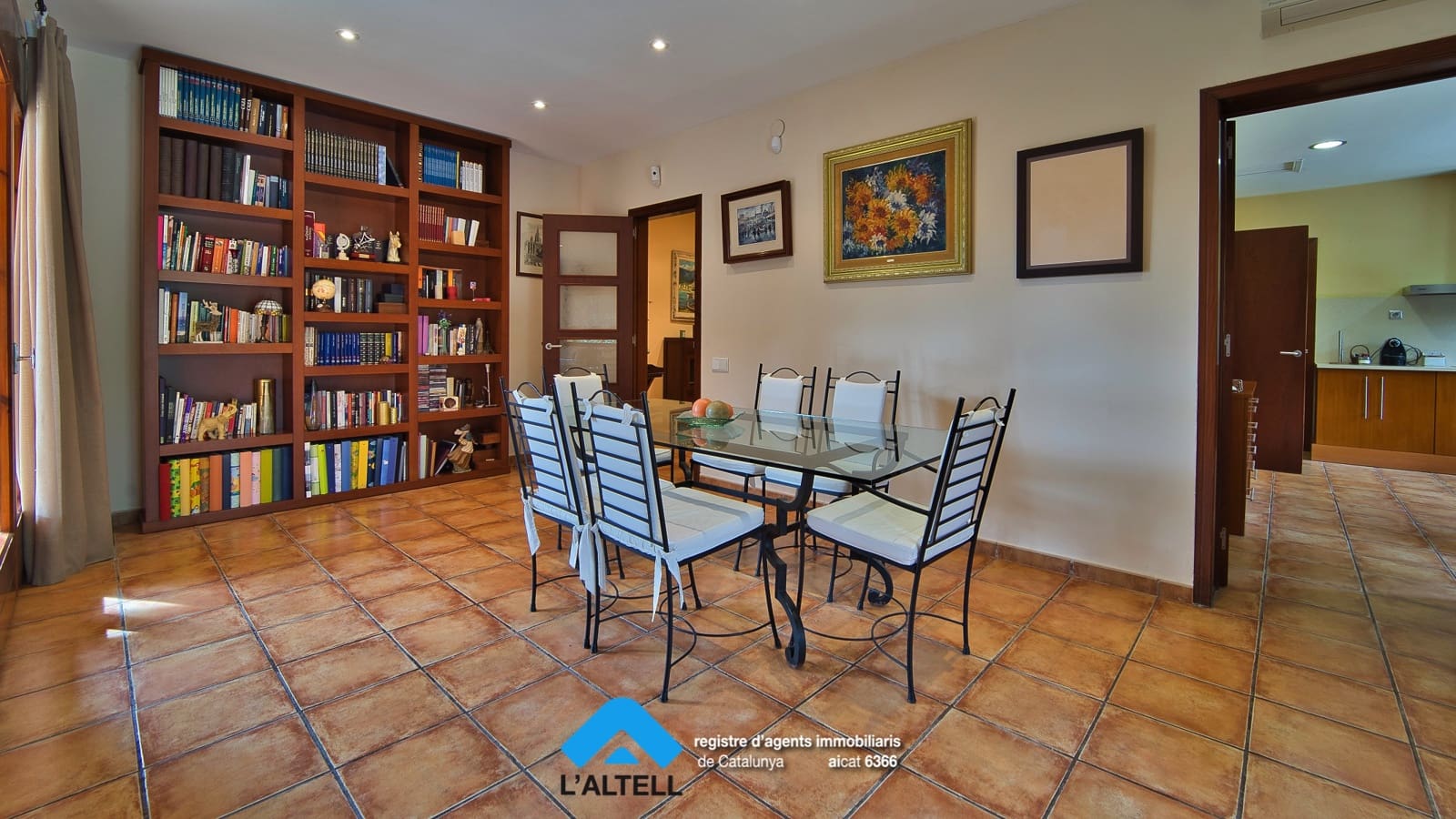 4 soveværelse Villa til salg i L'Ametlla del Valles med swimmingpool garage - € 875.000 (Ref: 9219050)