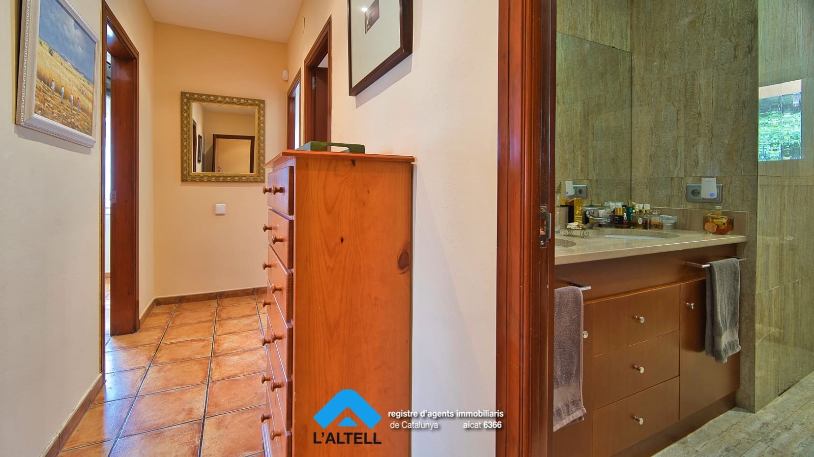 4 soveværelse Villa til salg i L'Ametlla del Valles med swimmingpool garage - € 875.000 (Ref: 9219050)