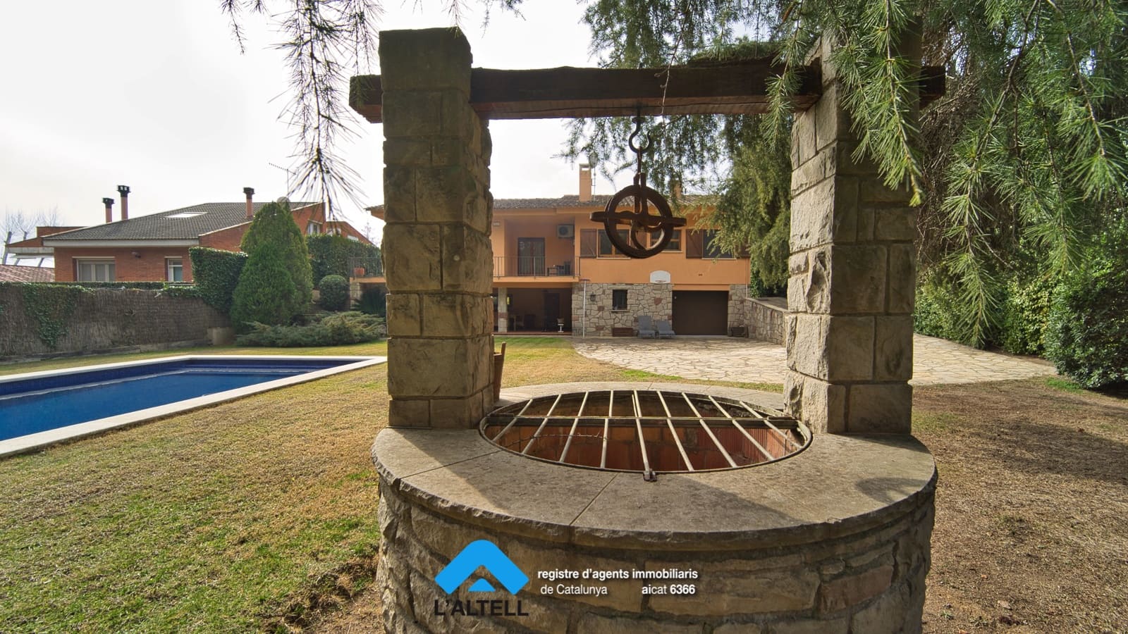 4 soveværelse Villa til salg i L'Ametlla del Valles med swimmingpool garage - € 875.000 (Ref: 9219050)