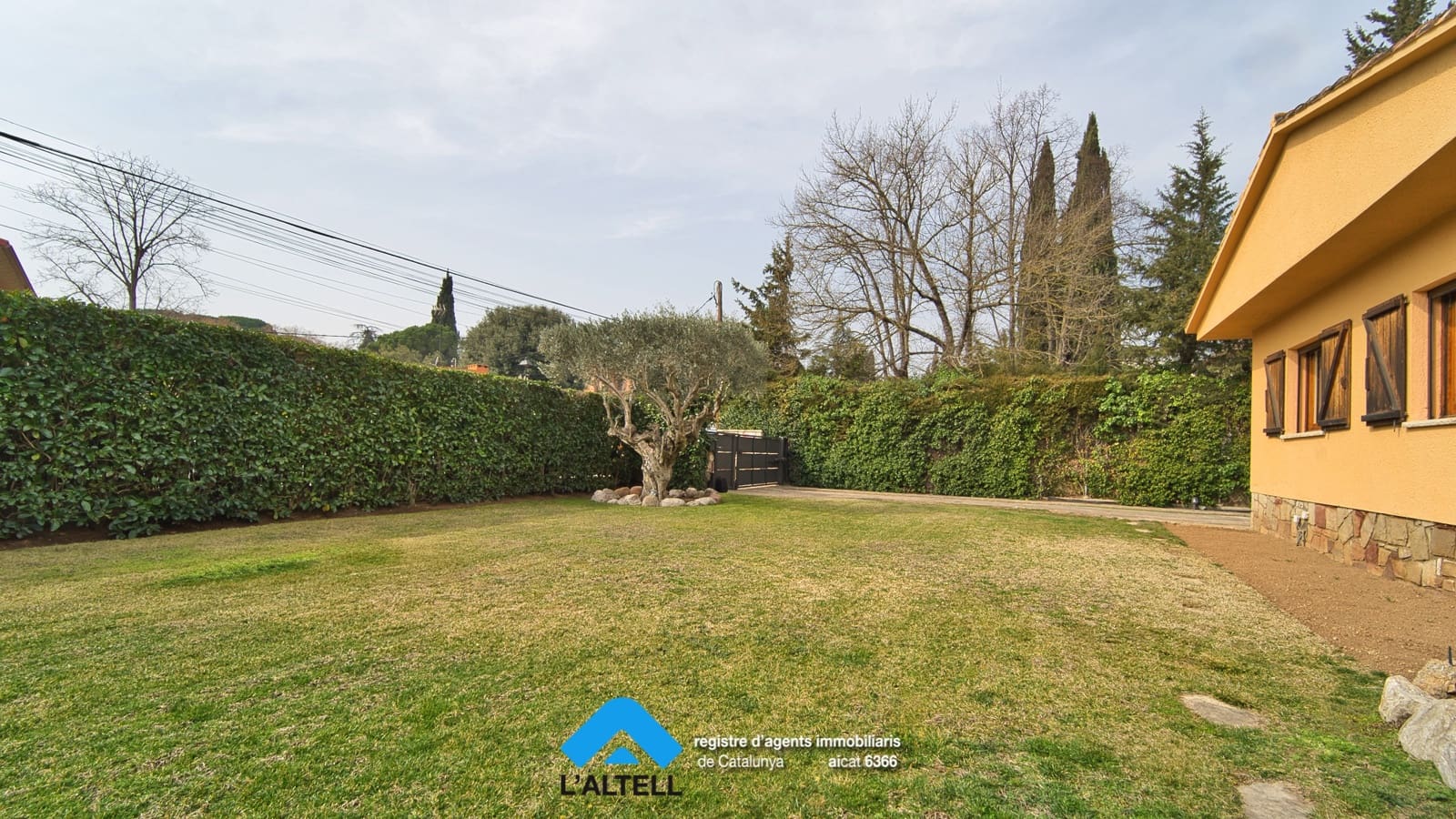 4 soveværelse Villa til salg i L'Ametlla del Valles med swimmingpool garage - € 875.000 (Ref: 9219050)