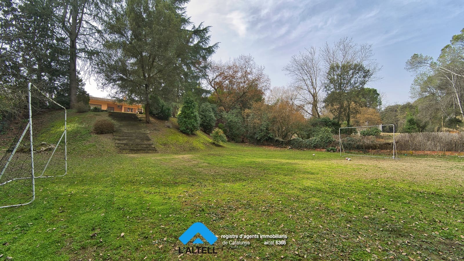 4 soveværelse Villa til salg i L'Ametlla del Valles med swimmingpool garage - € 875.000 (Ref: 9219050)