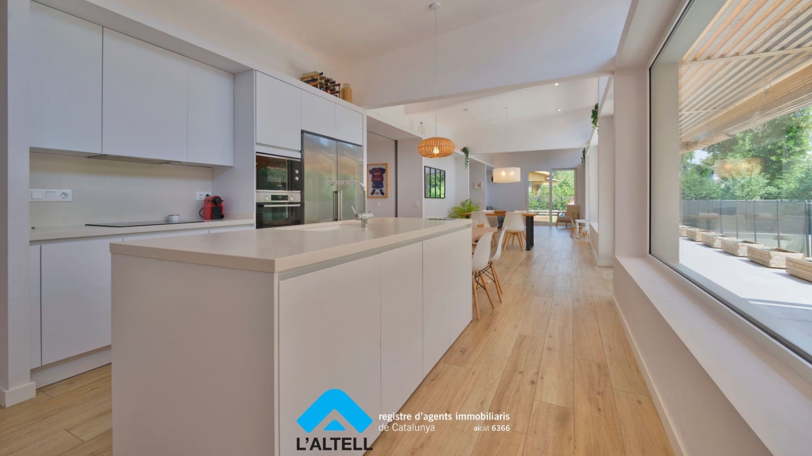 4 soveværelse Villa til salg i L'Ametlla del Valles med swimmingpool garage - € 770.000 (Ref: 9219053)