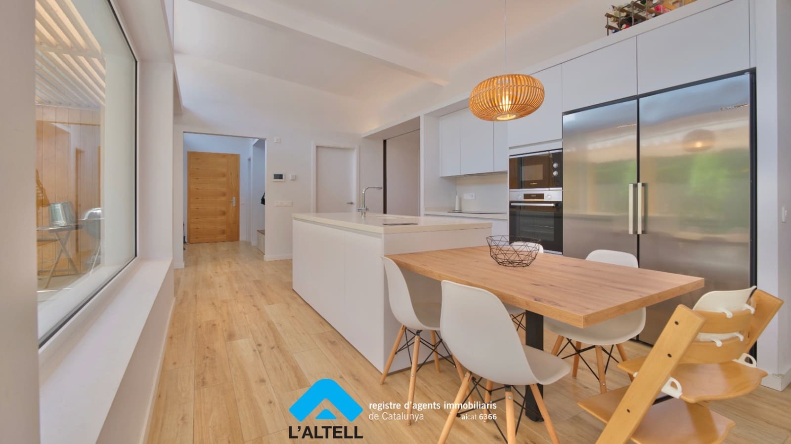 4 soveværelse Villa til salg i L'Ametlla del Valles med swimmingpool garage - € 770.000 (Ref: 9219053)