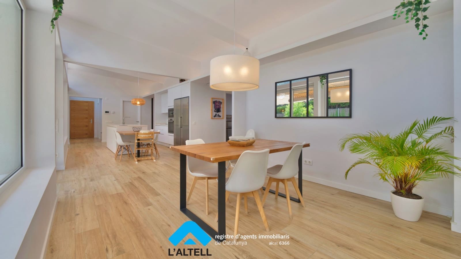 4 soveværelse Villa til salg i L'Ametlla del Valles med swimmingpool garage - € 770.000 (Ref: 9219053)