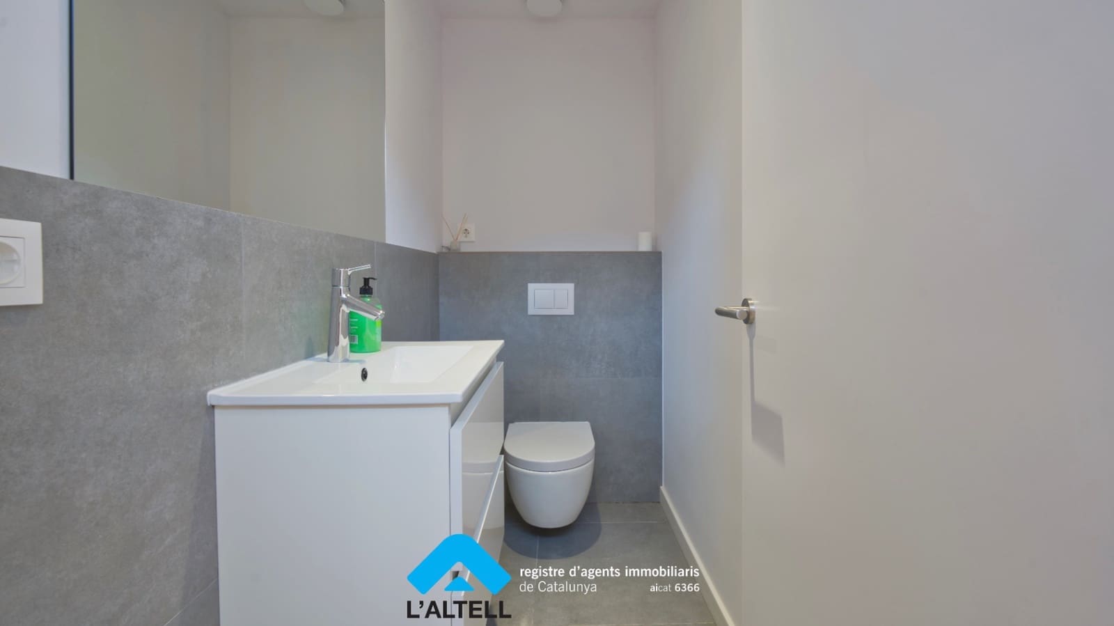 4 soveværelse Villa til salg i L'Ametlla del Valles med swimmingpool garage - € 770.000 (Ref: 9219053)