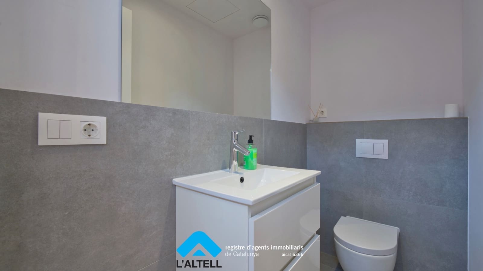 4 soveværelse Villa til salg i L'Ametlla del Valles med swimmingpool garage - € 770.000 (Ref: 9219053)