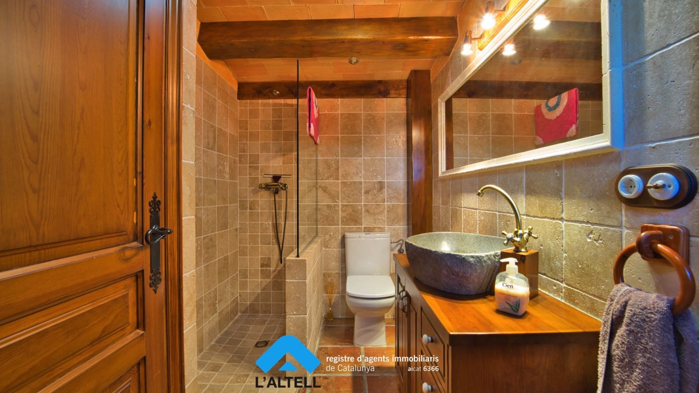 3 soveværelse Finca/Landehus til salg i L'Ametlla del Valles med swimmingpool garage - € 750.000 (Ref: 9219056)