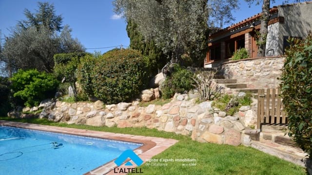 3 bedroom Finca/Country House for sale in L'Ametlla del Vallès with pool garage - € 750,000 (Ref: 9219056)