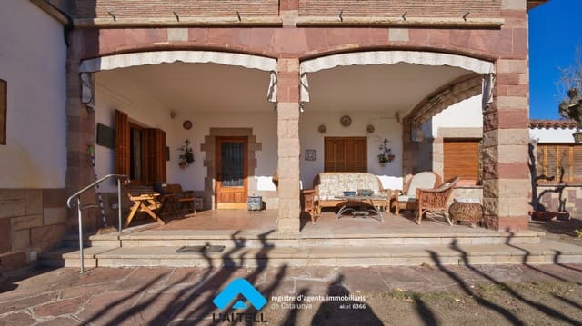 6 soveværelse Villa til salg i L'Ametlla del Vallès med garage - € 525.000 (Ref: 9219059)