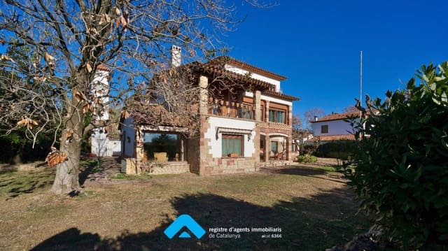 6 soveværelse Villa til salg i L'Ametlla del Vallès med garage - € 525.000 (Ref: 9219059)