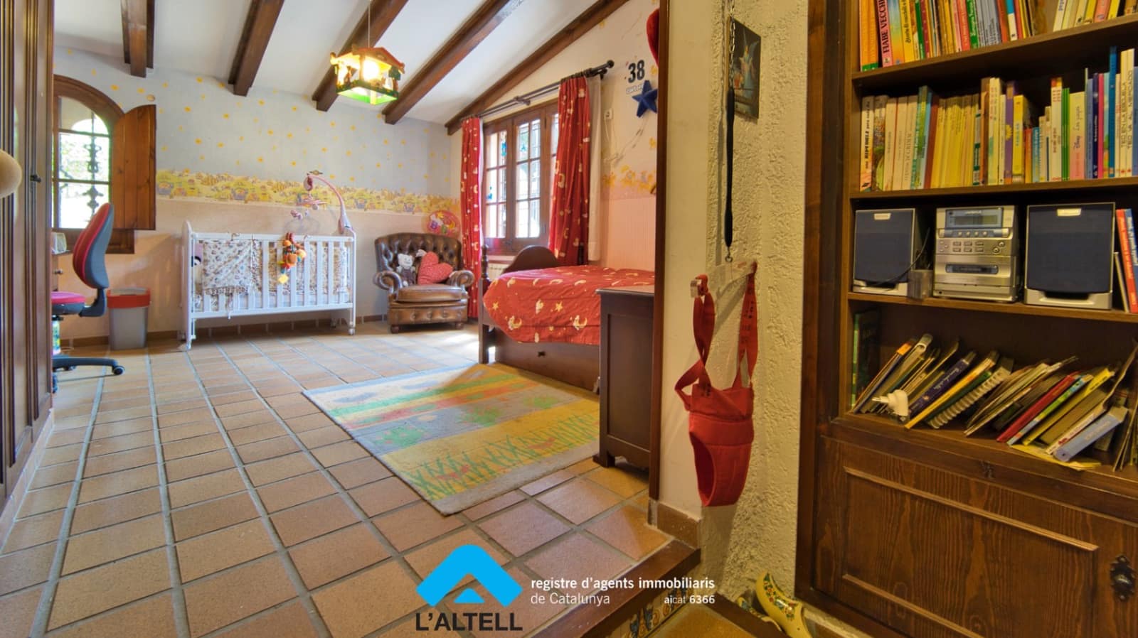 5 soveværelse Villa til salg i L'Ametlla del Valles med garage - € 665.000 (Ref: 9219061)