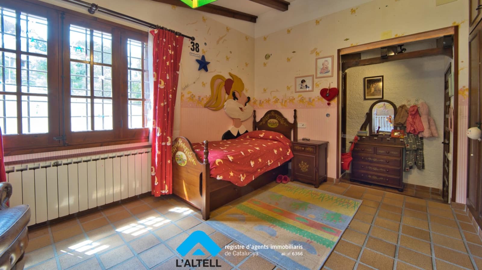 5 soveværelse Villa til salg i L'Ametlla del Valles med garage - € 665.000 (Ref: 9219061)