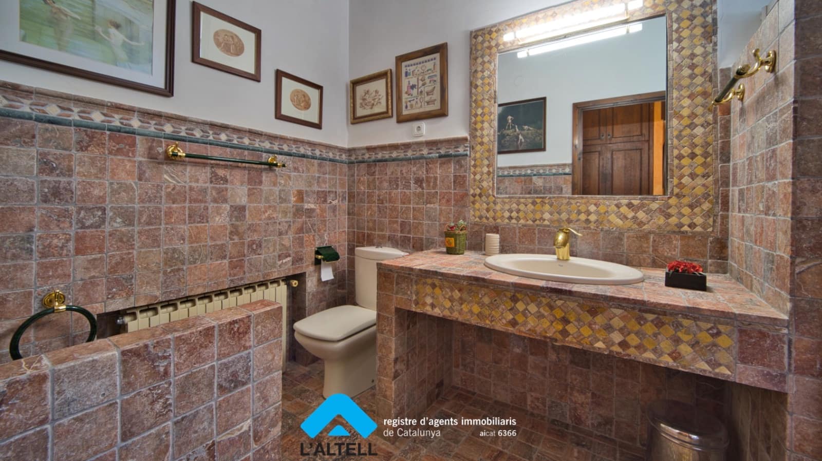 5 soveværelse Villa til salg i L'Ametlla del Valles med garage - € 665.000 (Ref: 9219061)