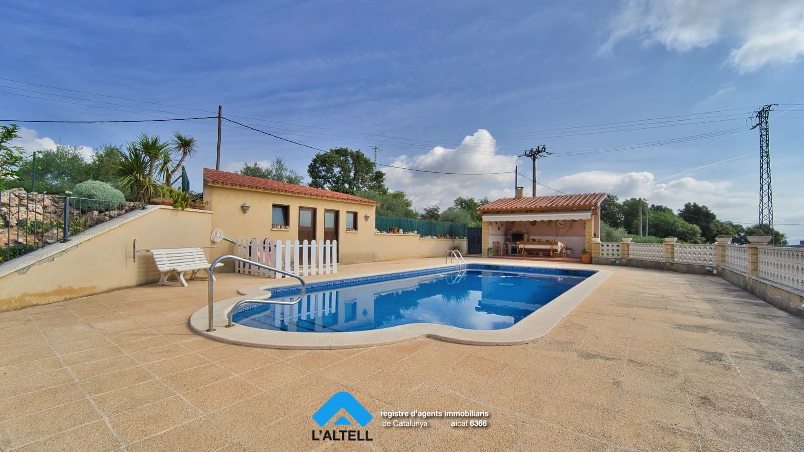 4 chambre Villa/Maison à vendre à L'Ametlla del Valles avec piscine garage - 595 000 € (Ref: 9219062)
