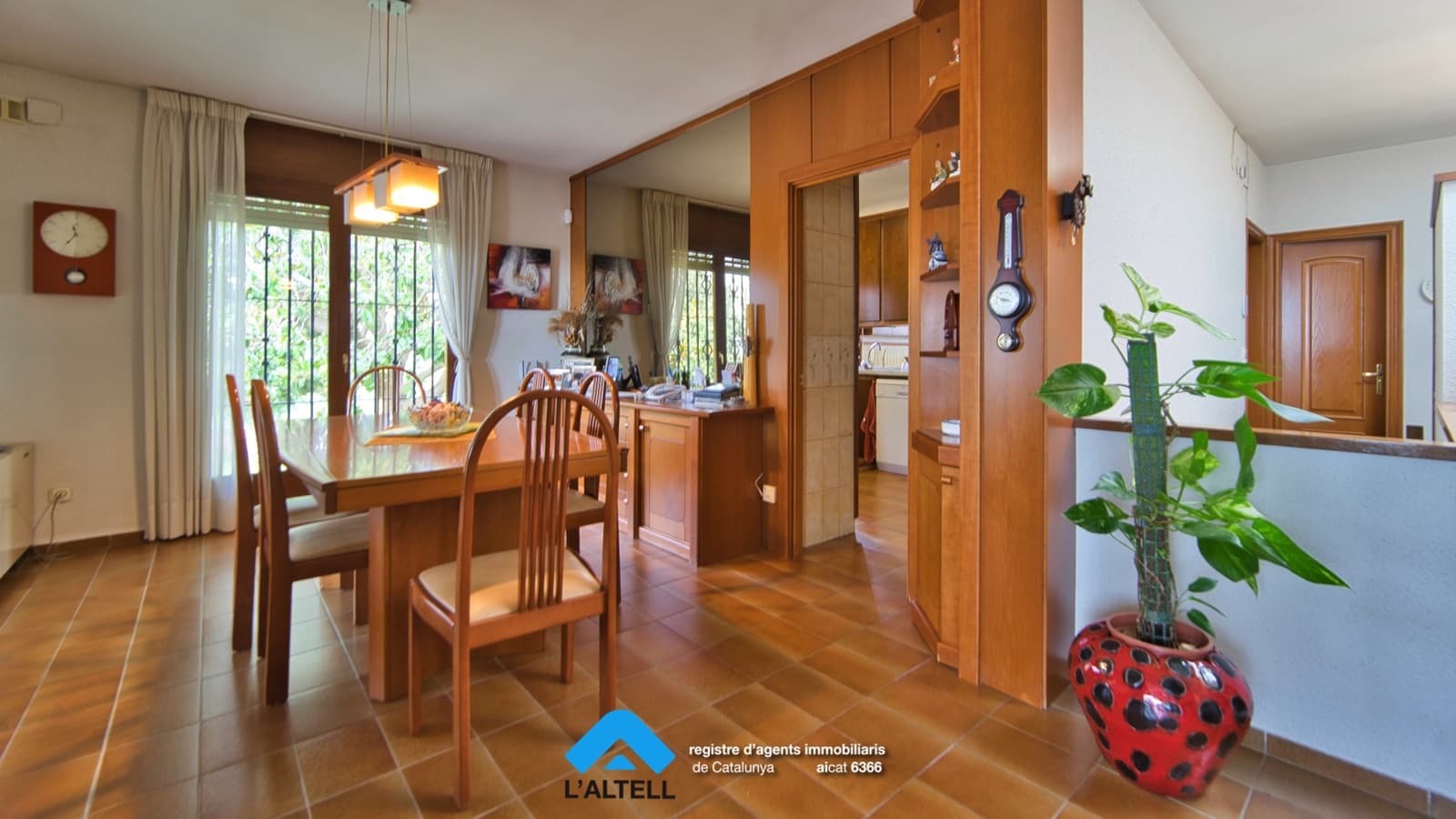 4 chambre Villa/Maison à vendre à L'Ametlla del Valles avec piscine garage - 595 000 € (Ref: 9219062)