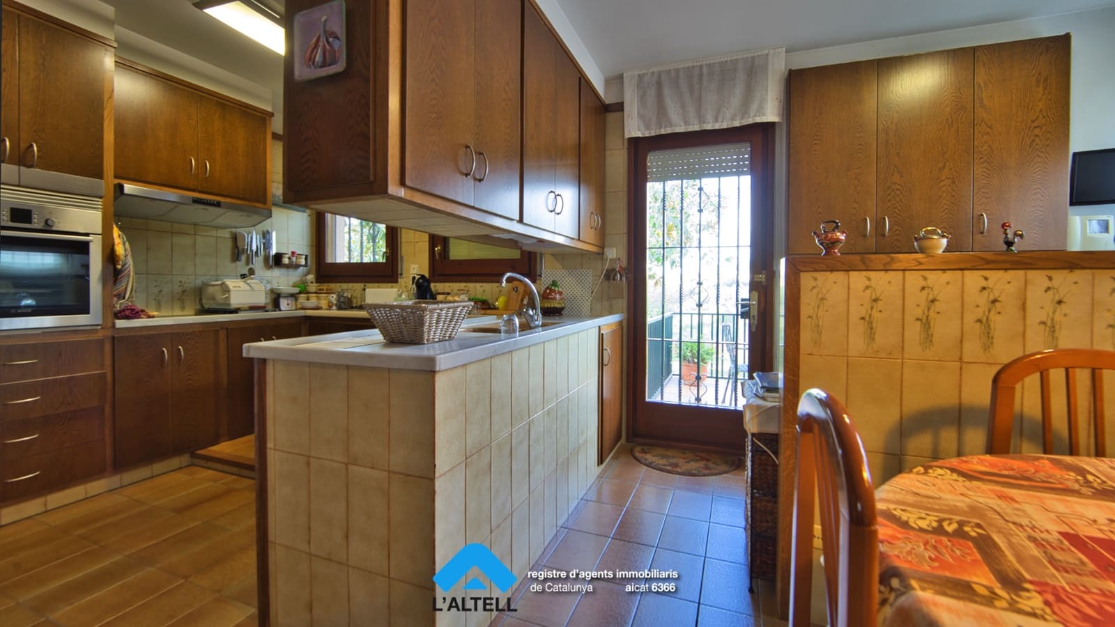 4 chambre Villa/Maison à vendre à L'Ametlla del Valles avec piscine garage - 595 000 € (Ref: 9219062)