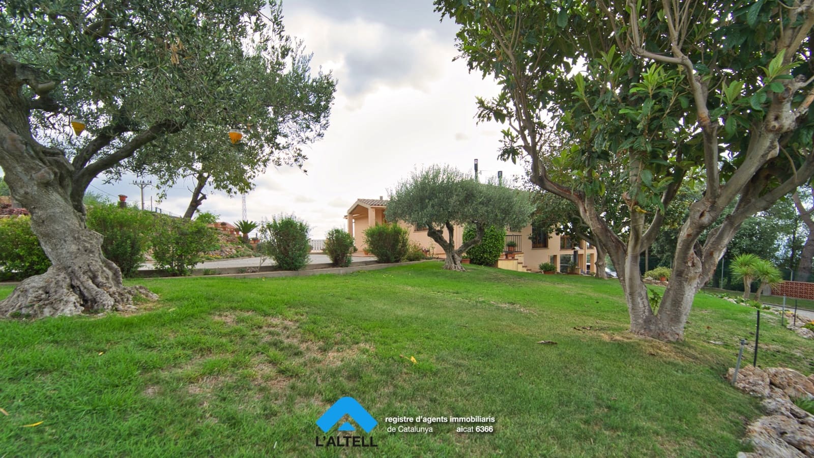 4 chambre Villa/Maison à vendre à L'Ametlla del Valles avec piscine garage - 595 000 € (Ref: 9219062)