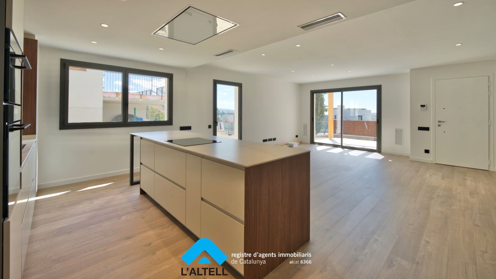 4 soveværelse Villa til salg i L'Ametlla del Valles med garage - € 580.000 (Ref: 9219063)