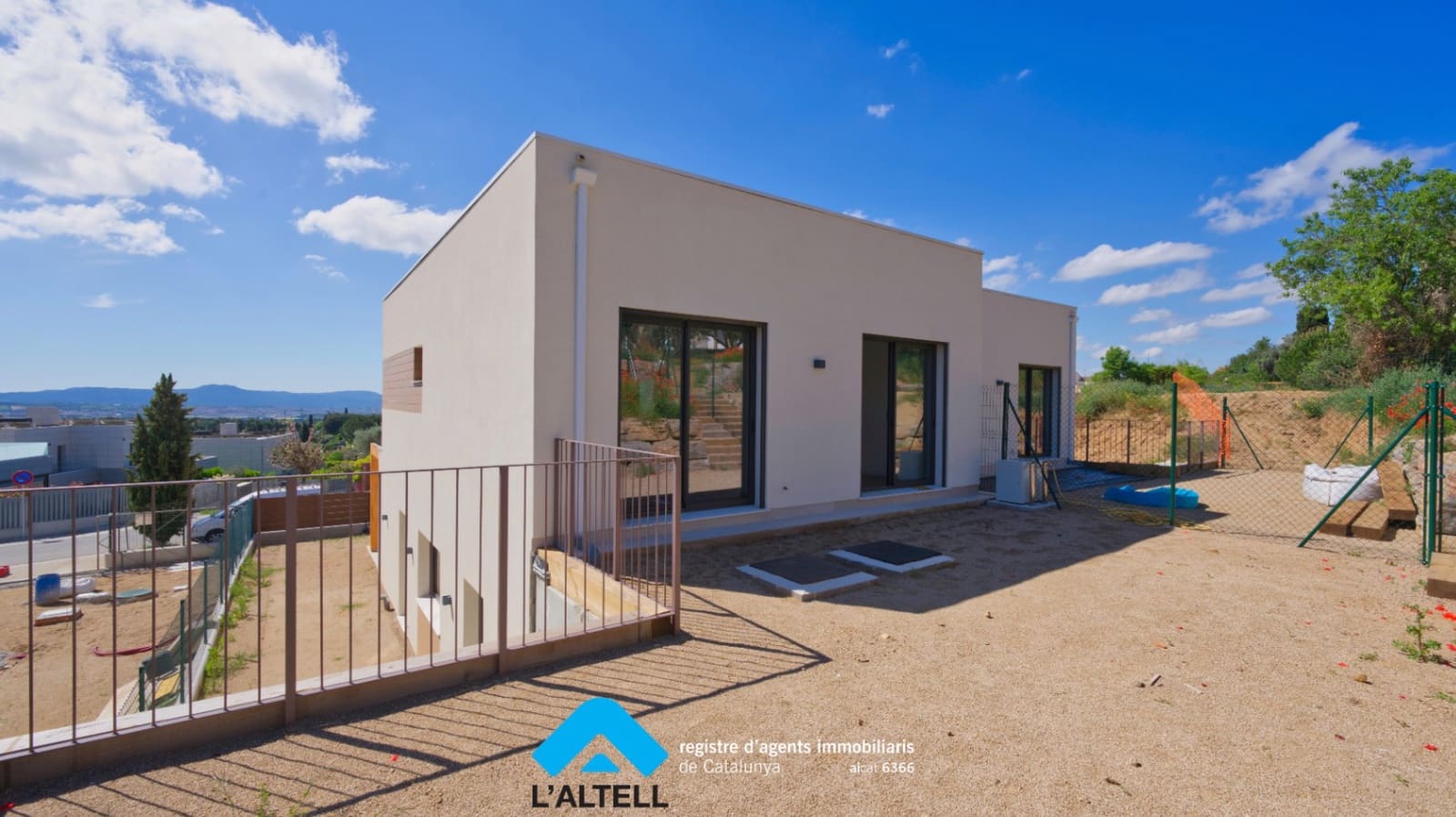 4 soveværelse Villa til salg i L'Ametlla del Valles med garage - € 580.000 (Ref: 9219063)