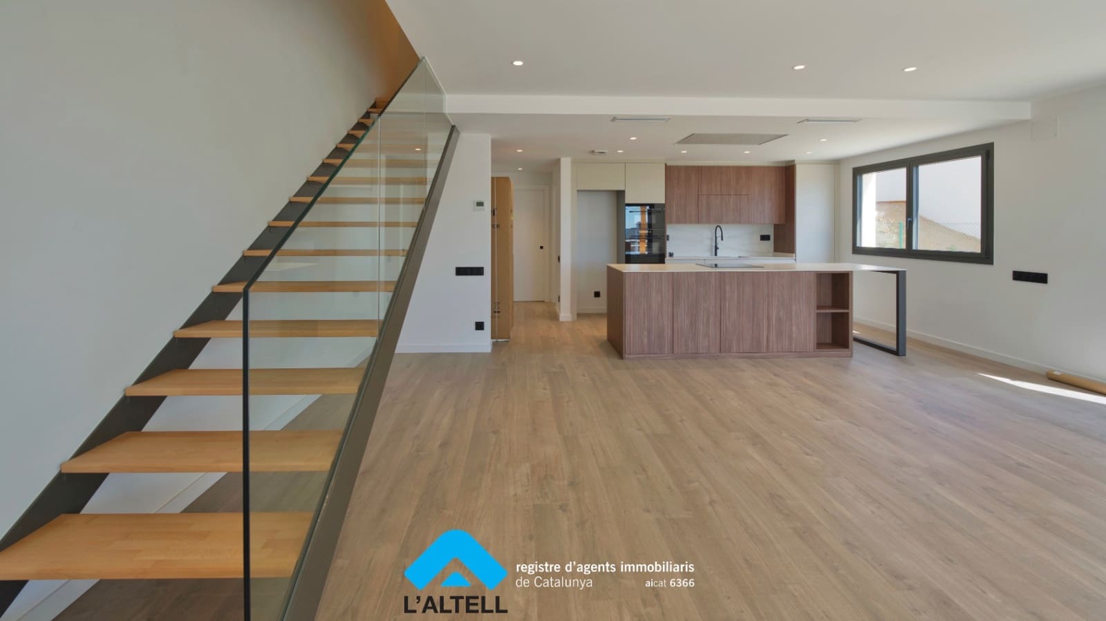 4 sovrum Hus till salu i L'Ametlla del Valles med garage - 560 000 € (Ref: 9219064)