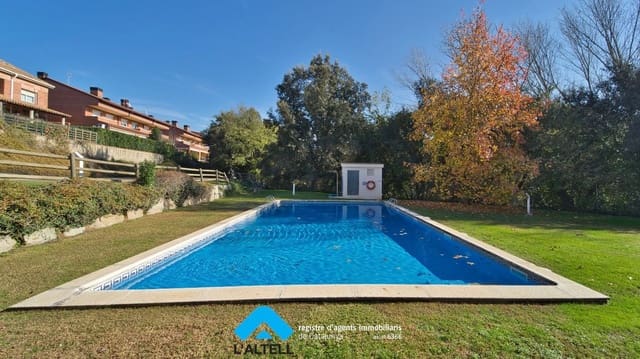 4 sovrum Hus till salu i L'Ametlla del Vallès med garage - 430 000 € (Ref: 9219070)