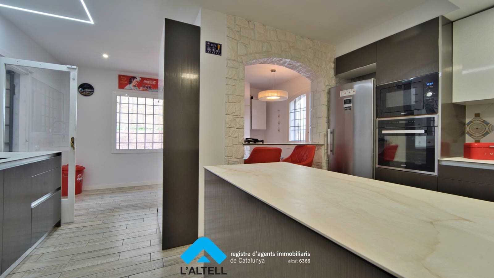 5 bedroom Villa for sale in La Garriga with garage - € 640,000 (Ref: 9254279)