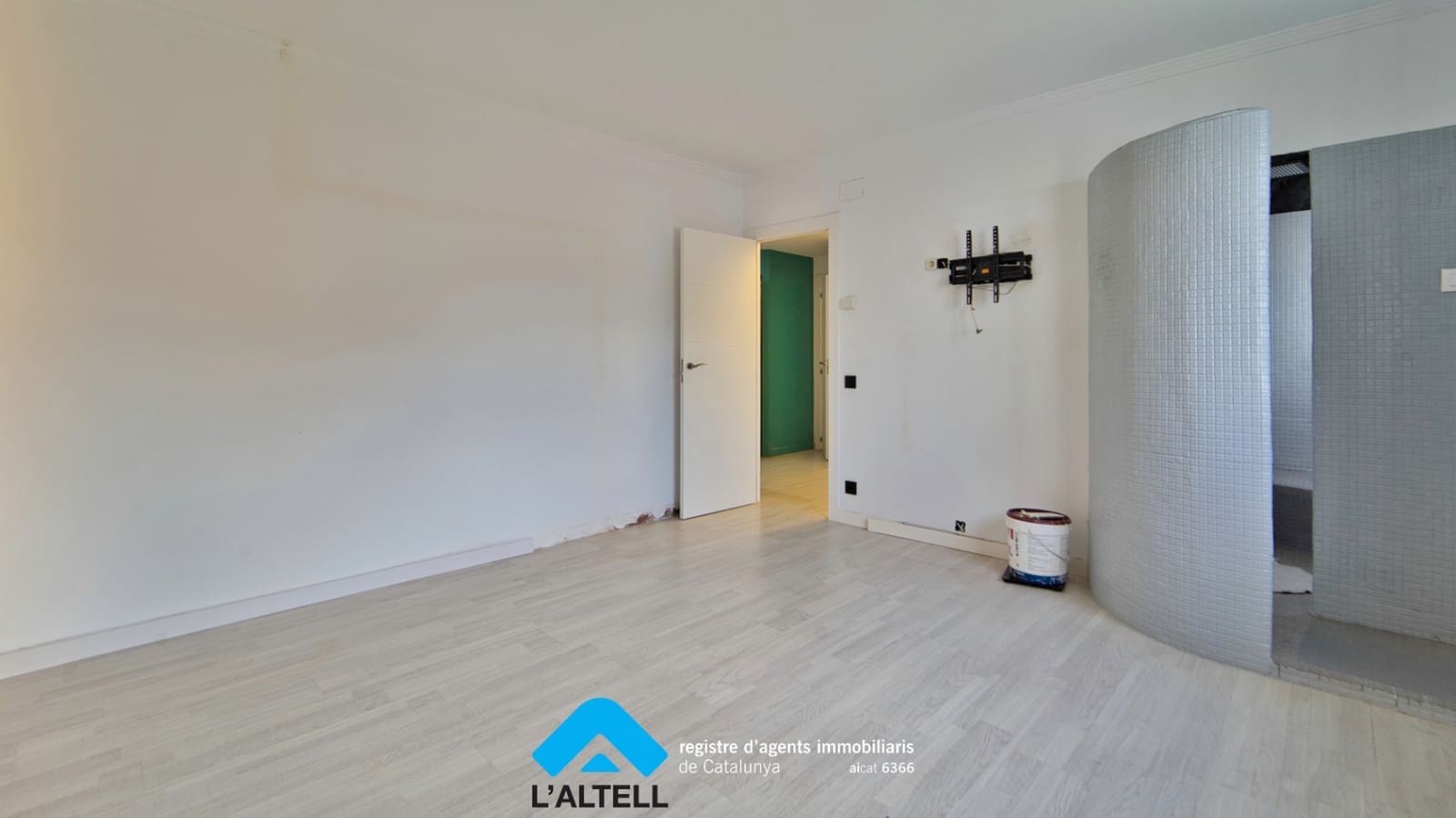 5 bedroom Villa for sale in La Garriga with garage - € 640,000 (Ref: 9254279)