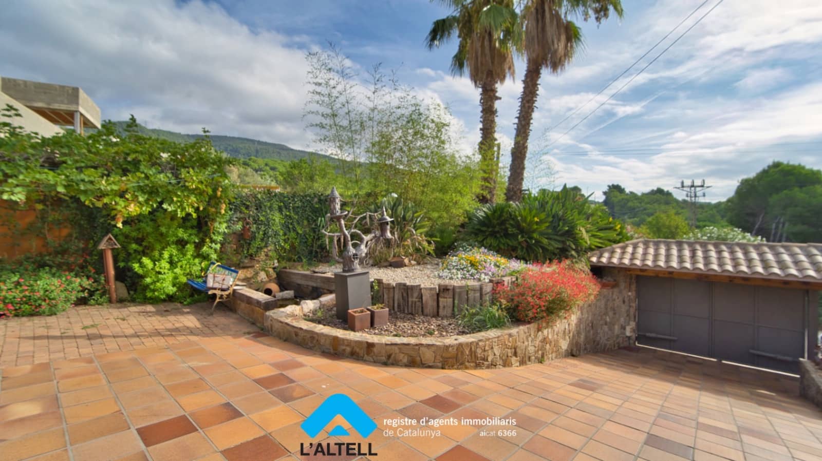 5 bedroom Villa for sale in La Garriga with garage - € 640,000 (Ref: 9254279)