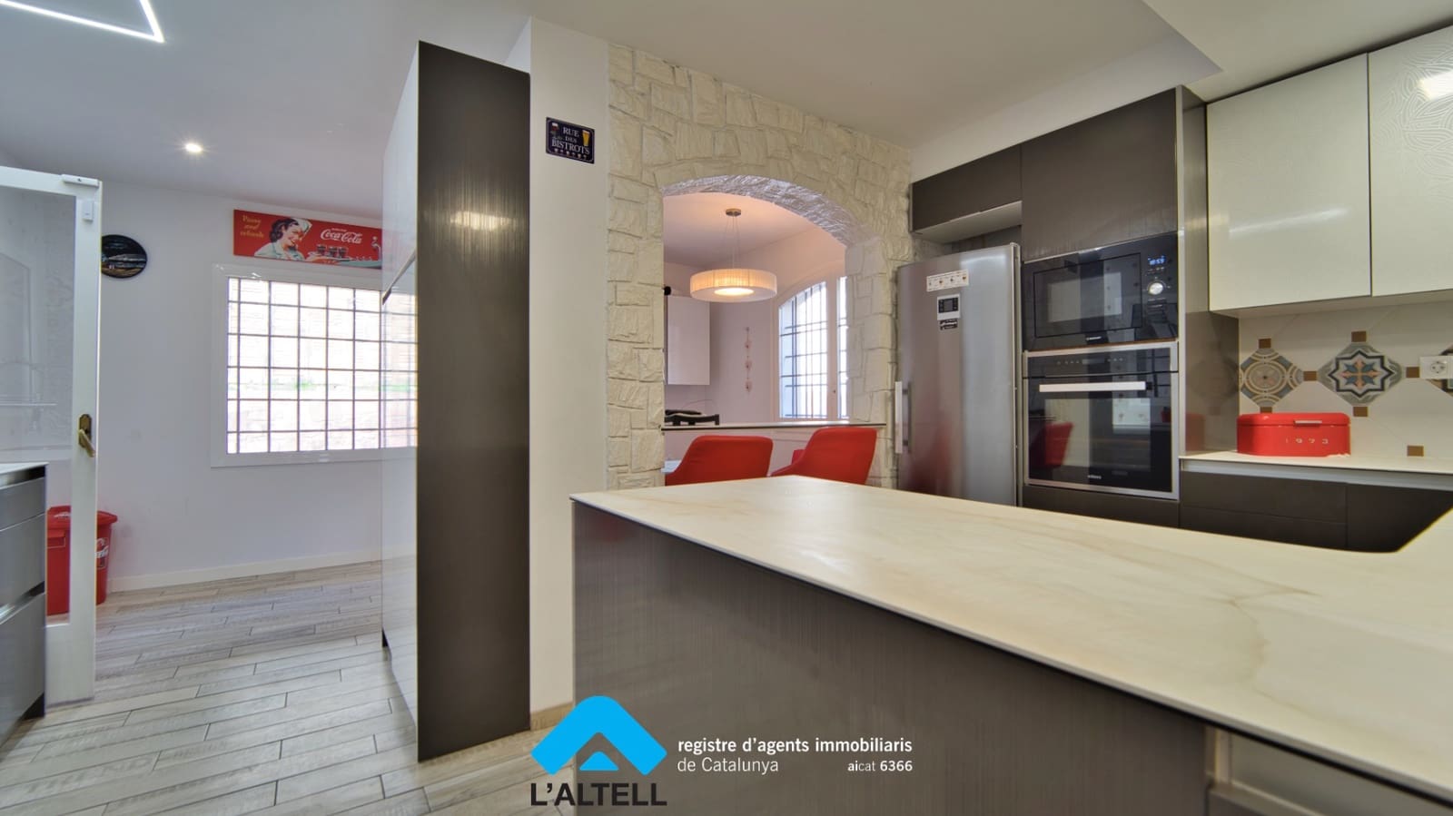 5 bedroom Villa for sale in La Garriga with garage - € 640,000 (Ref: 9254279)
