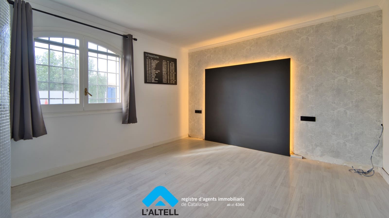 5 bedroom Villa for sale in La Garriga with garage - € 640,000 (Ref: 9254279)