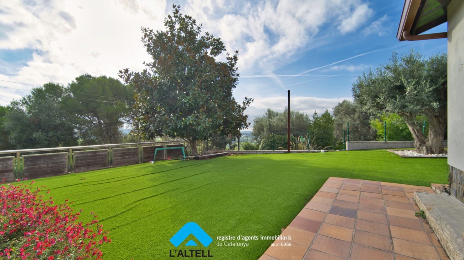 5 bedroom Villa for sale in La Garriga with garage - € 640,000 (Ref: 9254279)