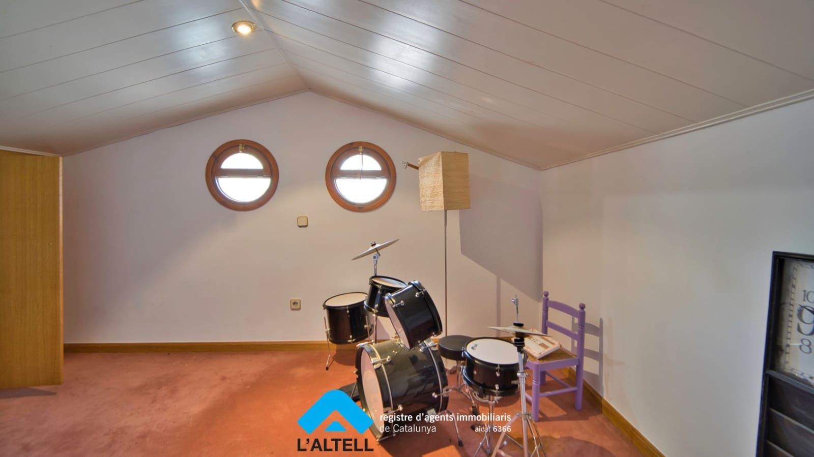 5 bedroom Villa for sale in La Garriga with garage - € 640,000 (Ref: 9254279)