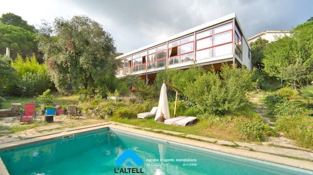 3 soveværelse Villa til salg i L'Ametlla del Vallès med swimmingpool garage - € 425.000 (Ref: 9278174)