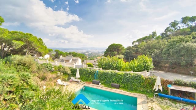 3 soveværelse Villa til salg i L'Ametlla del Vallès med swimmingpool garage - € 425.000 (Ref: 9278174)