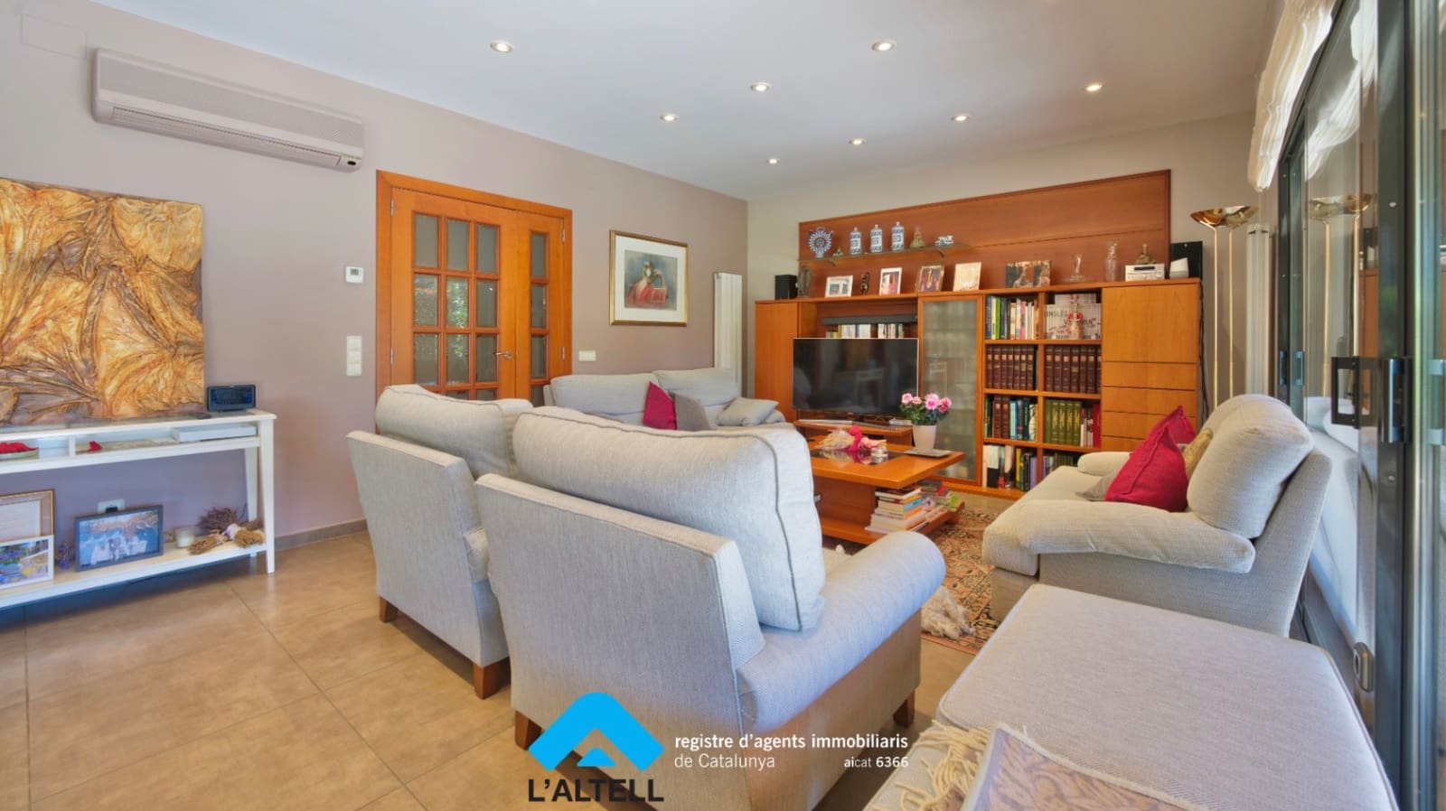 5 soveværelse Villa til salg i L'Ametlla del Valles med swimmingpool garage - € 850.000 (Ref: 9331040)