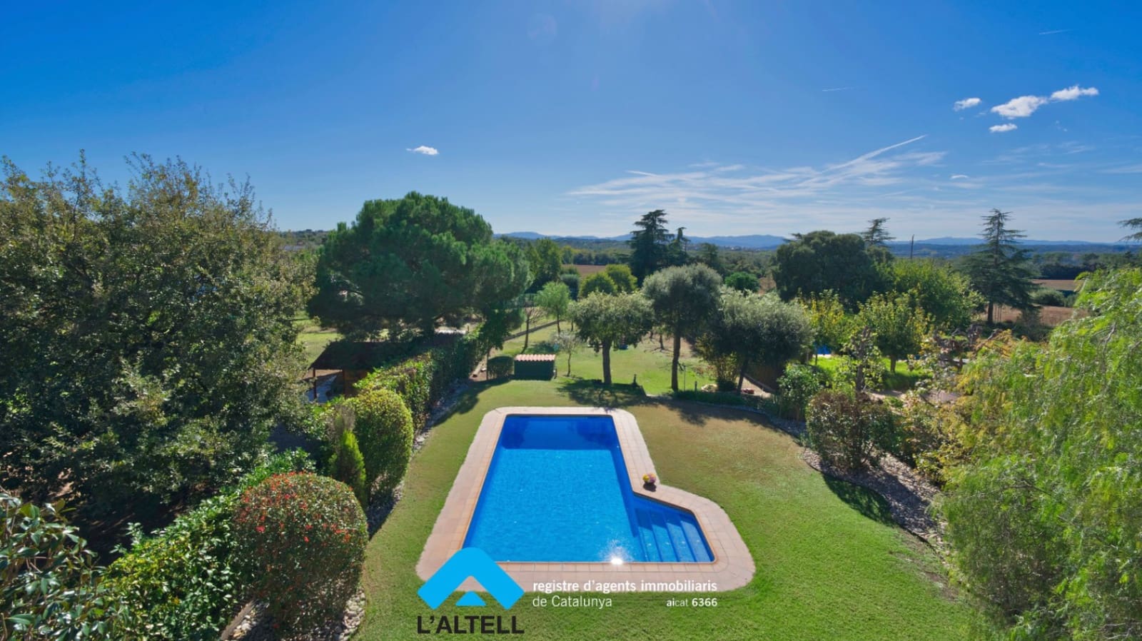 5 soveværelse Villa til salg i L'Ametlla del Valles med swimmingpool garage - € 850.000 (Ref: 9331040)