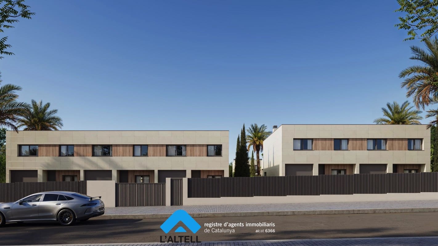 5 sypialnia Dom szeregowy na sprzedaż w L'Ametlla del Valles z basenem garażem - 540 000 € (Ref: 9343963)