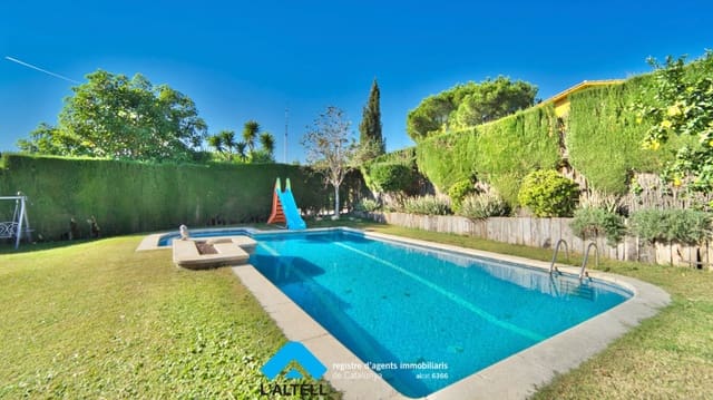 4 bedroom Villa for sale in L'Ametlla del Vallès with pool garage - € 545,000 (Ref: 9368948)