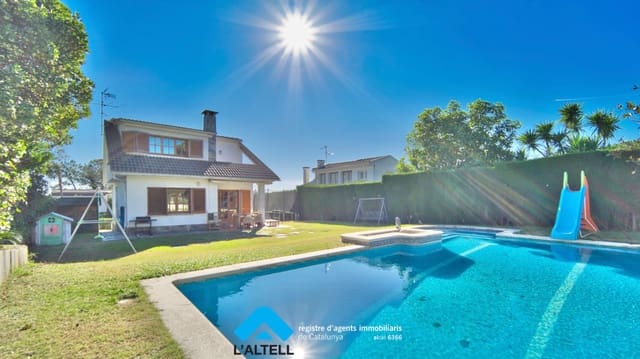 4 bedroom Villa for sale in L'Ametlla del Vallès with pool garage - € 545,000 (Ref: 9368948)