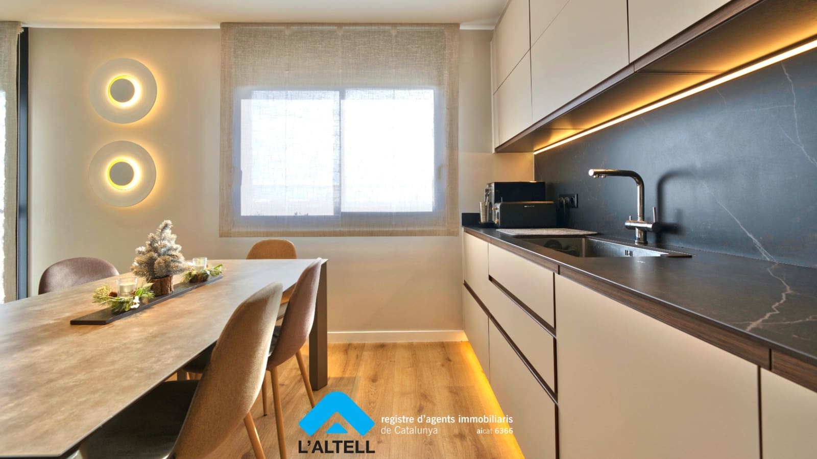 6 chambre Villa/Maison Mitoyenne à vendre à L'Ametlla del Valles avec garage - 595 000 € (Ref: 9421693)