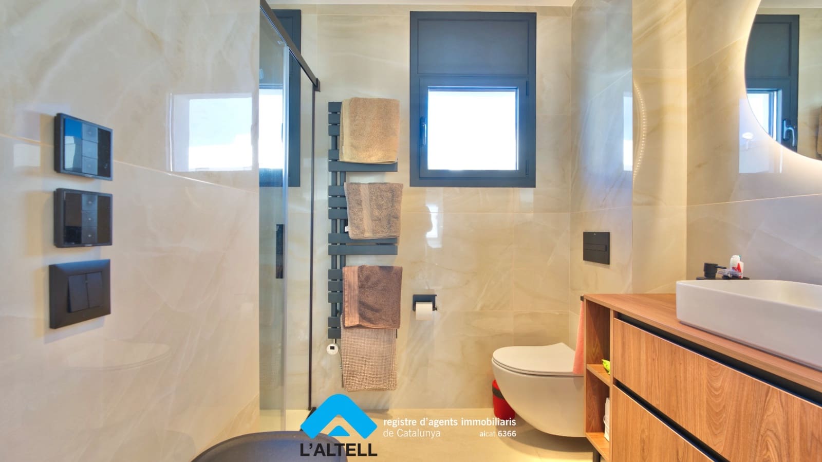 6 chambre Villa/Maison Mitoyenne à vendre à L'Ametlla del Valles avec garage - 595 000 € (Ref: 9421693)