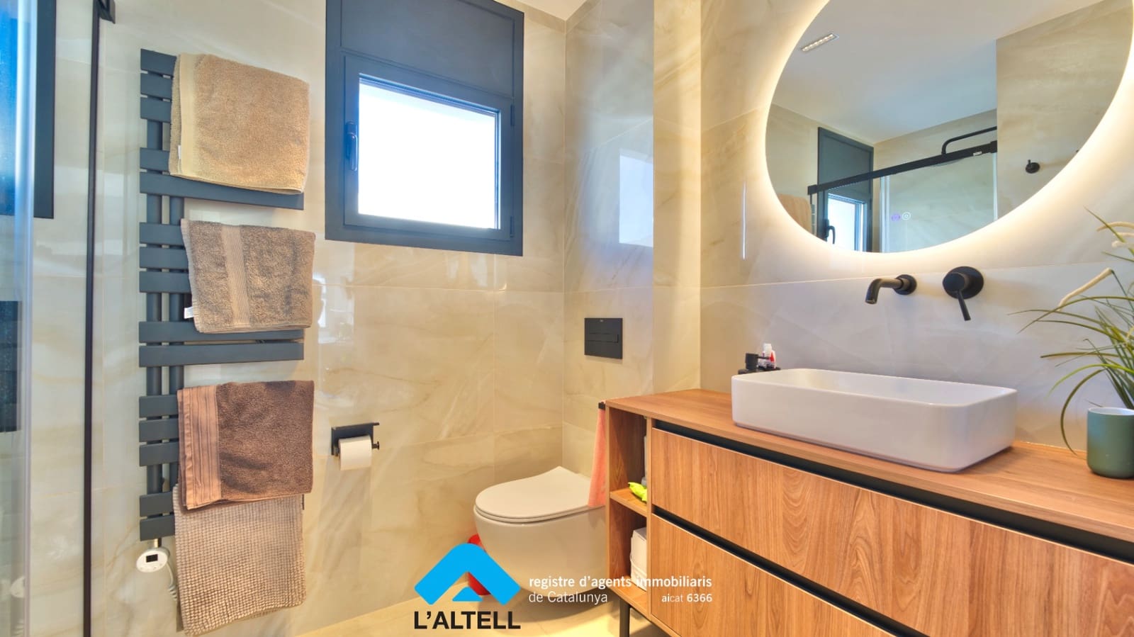 6 chambre Villa/Maison Mitoyenne à vendre à L'Ametlla del Valles avec garage - 595 000 € (Ref: 9421693)